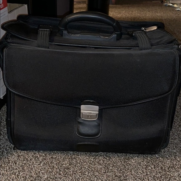 foray briefcase